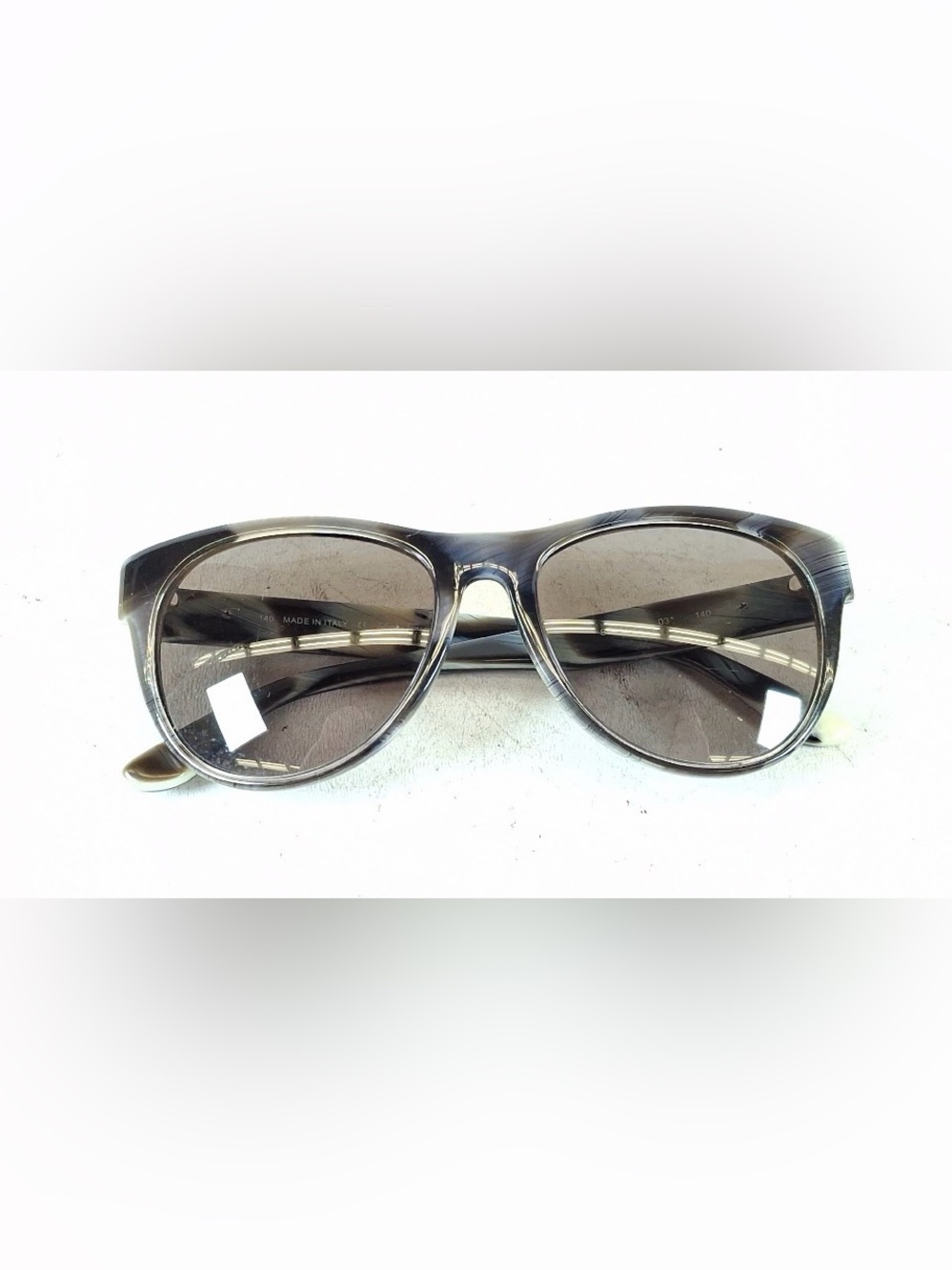 Ferragamo Sunglasses - Gray vintage y2k Frames and Smoke Lenses